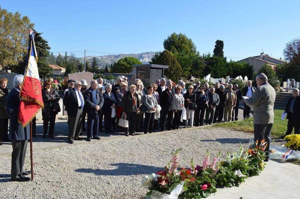 CEREMONIE DU 1 NOVEMBRE 2015 CIMETIERE DE MAZARGUES (15).JPG